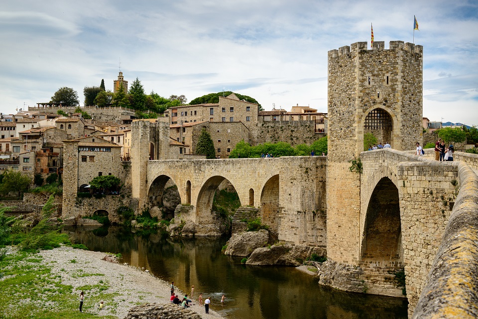 Pueblos con encanto medieval en Girona